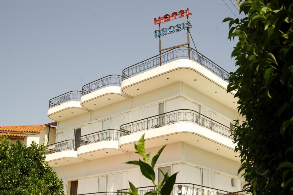 Hotel Drosia Messíni Buitenkant foto